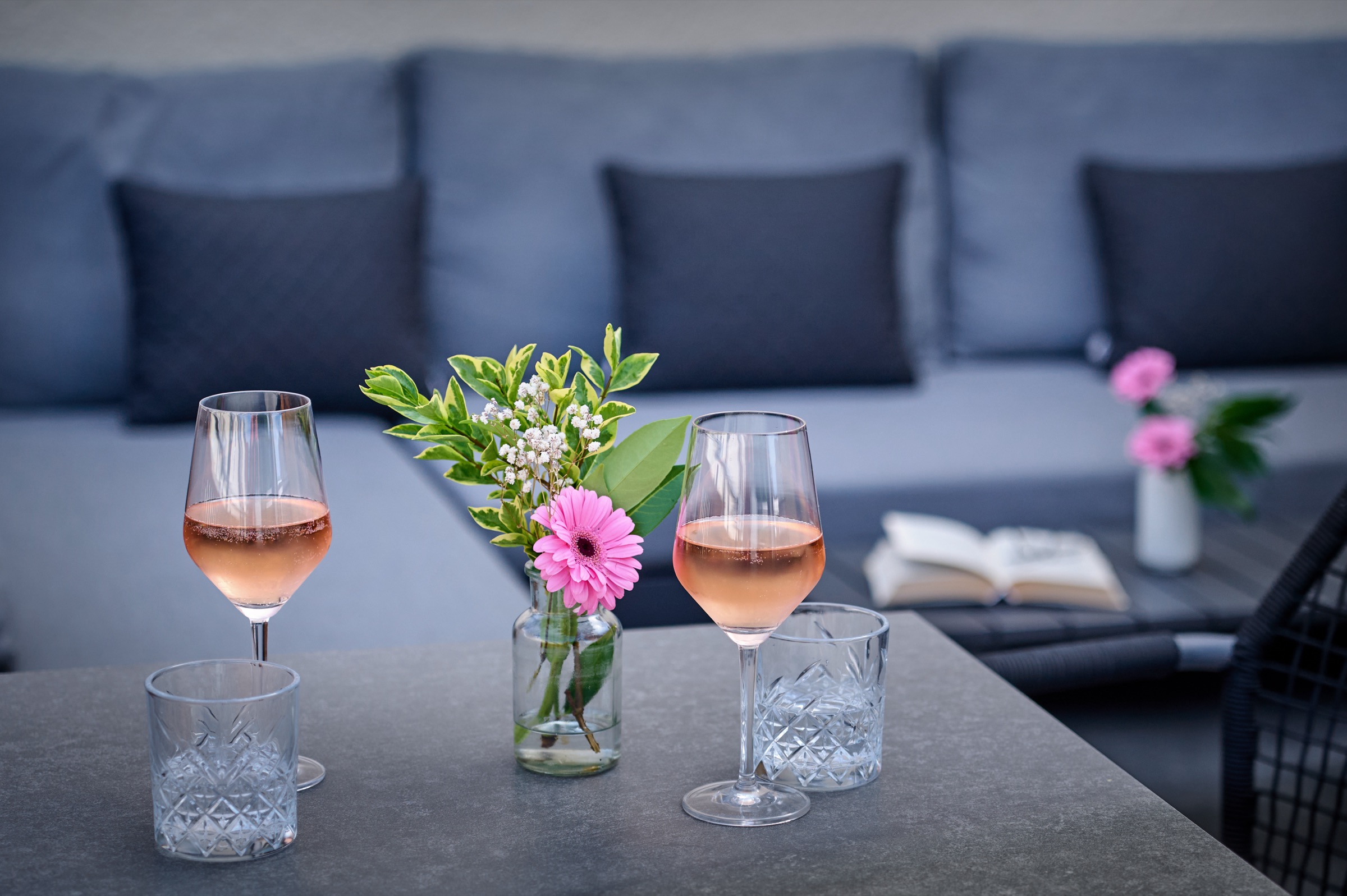Terrasse am Abend — Hotel zur Sonne, Bad Gögging