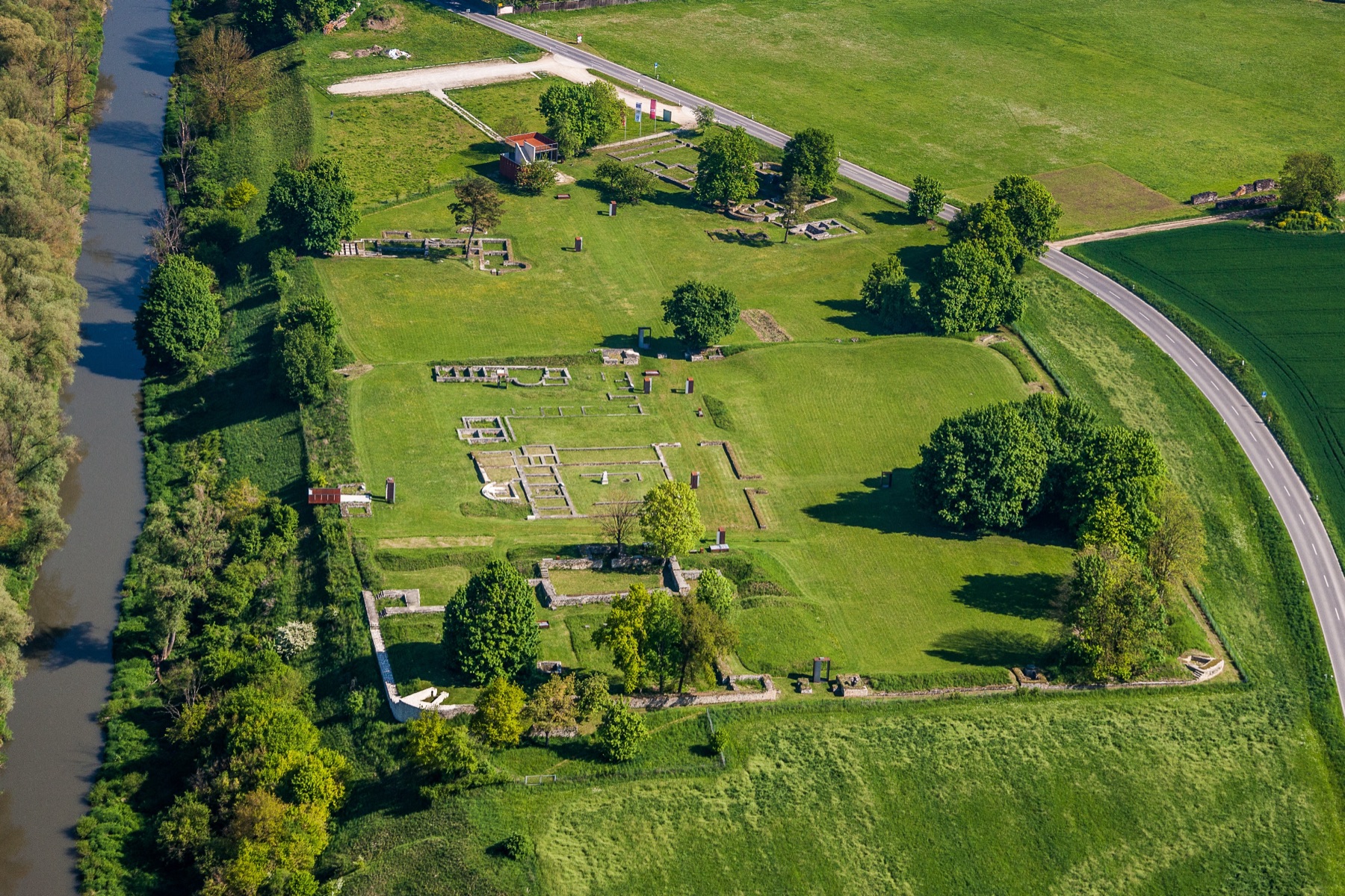 Römerkastell Abusina in Eining — 3,3 km — Hotel zur Sonne, Bad Gögging